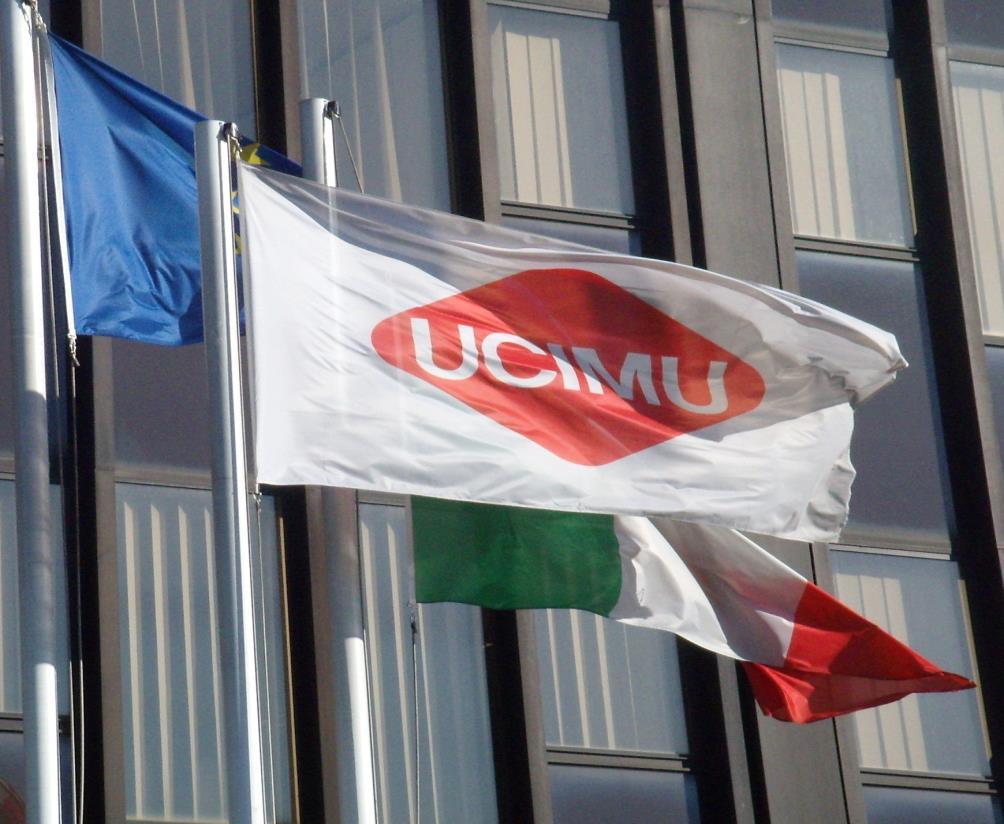 UCIMU-SISTEMI PER PRODURRE Fondata nel 1945, UCIMU-SISTEMI PERPRODURRE è l associazione dei costruttori italiani di macchine utensili, robot e