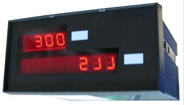 display: Totalizzatore (8 cifre) Istantanea (4 cifre) Uscita analogica 0 10V oppure 4 20mA (proporzionale alla portata istantanea misurata) Ripetizione, mediante impulso su relè, ad ogni