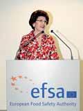 Il Commissario Vassiliou visita l EFSA a luglio del 2008 Questo Piano strategico quinquennale descrive e analizza l evoluzione della situazione in cui si trova l EFSA e la sicurezza alimentare in