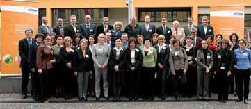 Prima riunione dei punti focali, Parma, marzo 2008 Salute delle piante più linee guida tramite l EFSA Nell ottobre 2008, venti esperti nazionali sulla salute delle piante del foro consultivo dell