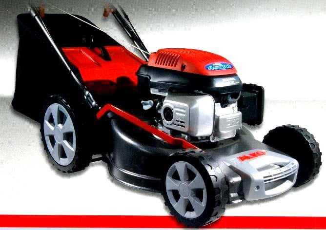 RASAERBA RASAERBA SL 46 BR SIGMA Manico ergonomico per una presa confortevole e sicura. Motore:Briggs&Stratton Xpi 40 Potenza:nominale 4 HP, operativa 2,1 kw Larghezza del taglio: cm.