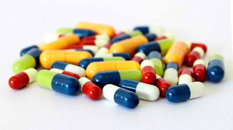 Trattamenti farmacologici ORLISTAT inibitore della lipasi blocca il riassorbimento