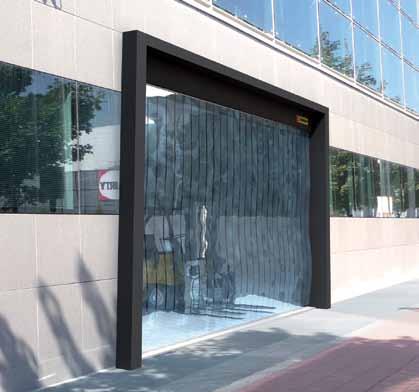 PORTE A LISTE STRIP DOORS Realizzate con liste in PVC trasparente sovrapposte con sormonto singolo o doppio, e supportate da un profilo in acciaio zincato o inox, sono una soluzione pratica ed