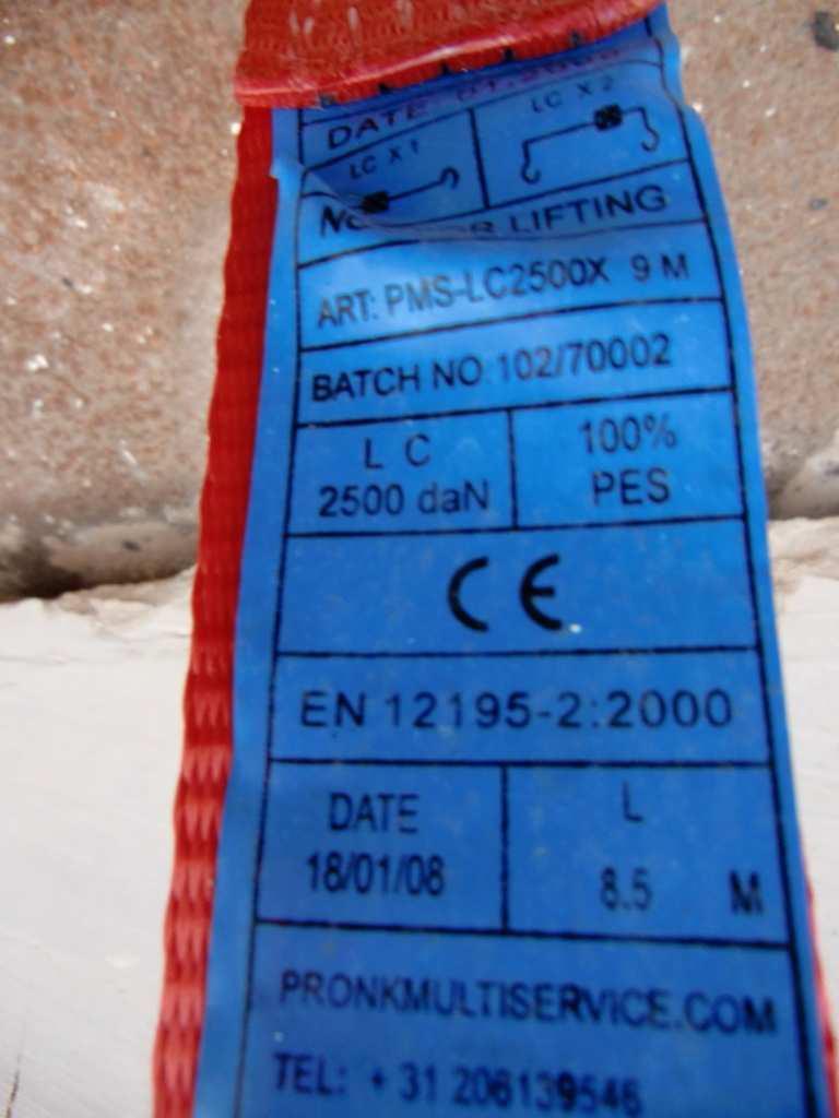 INFORMAZIONI IMPORTANTI Informazioni di legge stampate sull etichetta Capacita di lavoro: Tiro dritto (x1)2500 dan (= 2500 kgm)