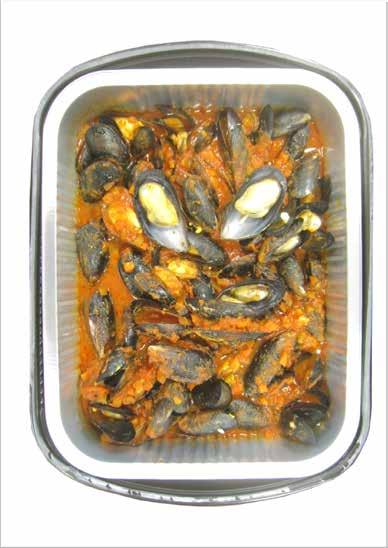 Cozze alla sorrentina condite in un accattivante sugo di Peso pomodoro, netto : circa 1,00 aglio kg e