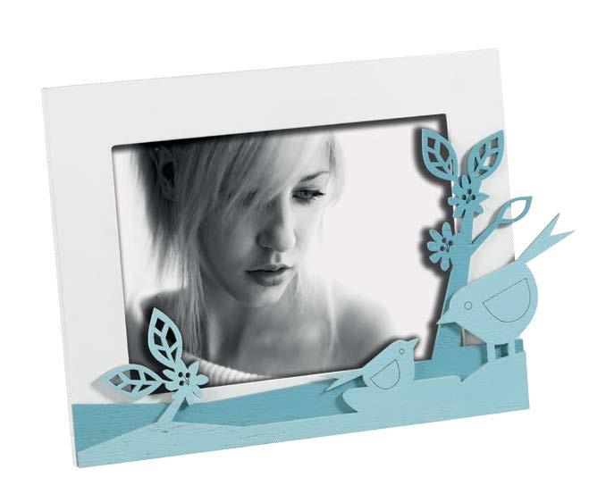 wooden photo frame with laser cut drawing (c) cipria /