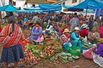 Pacchetto tour di gruppo a Lima, Arequipa, Cusco: USD 115 per persona ( le guide parlano spagnolo/inglese) Pacchetto tour privati con guide parlanti italiano a Lima, Arequipa, Cusco e Valle Sagrado: