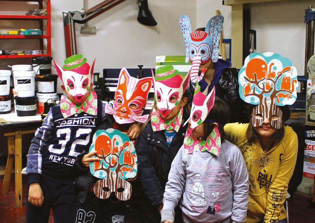 Questa preziosa collezione di maschere d autore è messa a disposizione di bambini e ragazzi sia per la stampa delle maschere che come spunto