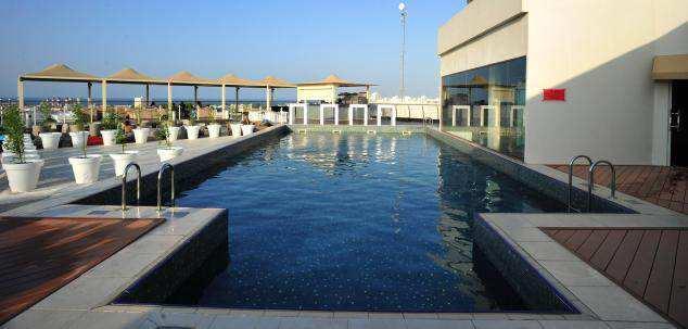 PARK INN MUSCAT Situato a Muscat, a 600 metri dall'oman Avenues Mall, il Park Inn by Radisson Muscat offre una piscina all'aperto e
