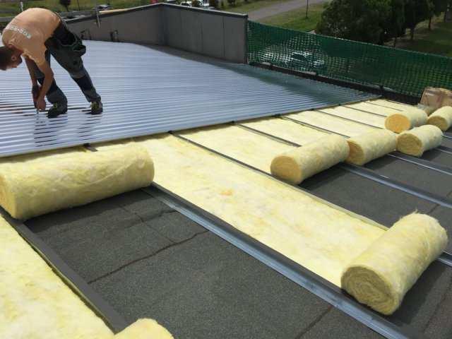 Ristrutturazione a 360 - Demolizione e ricostruzione del manto di copertura a falda, per l installazione dell impianto fotovoltaico.