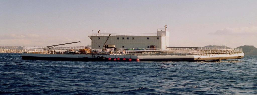 Pozzuoli (NA) Piattaforma galleggiante 6
