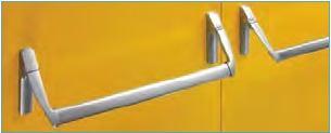 Per anta singola o per anta attiva (anta principale) di porte a 2 ante: Compreso (montato sulla porta): serratura antipanico entrata 65 mm e l'inserto per riscontro serratura Compreso (fornito in