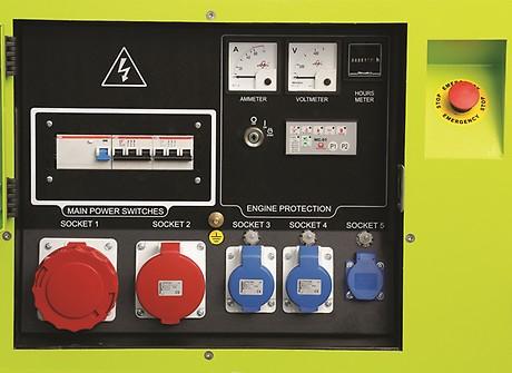 (ANALOGICA) Voltmetro (1 fase) Amperometro (1 fase) Conta-ore COMANDI Interruttore Start/stop con chiave Pulsante arresto di