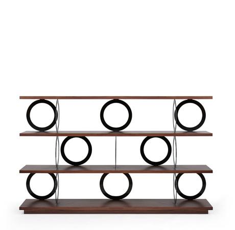 This bookcase has many possibilities to create layouts, making the system suitable for different uses, from television unit to console table and bookcase.