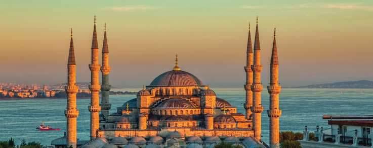 ISTANBUL sino al 18 Marzo 2019 Hotel Ramada Old City 4* Euro 260,00 Hotel Holiday In Old City 5* Euro 290,00 LA QUOTA