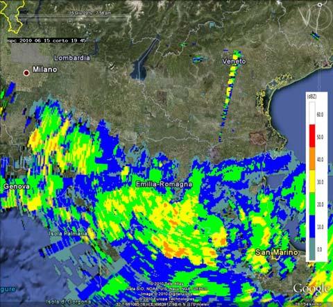 alto a destra), alle 20:45 (in basso a sinistra)