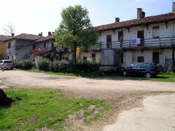 Casa colonica della Cascina Bozza Bellinzago Lombardo (MI) Link risorsa: http://www.lombardiabeniculturali.