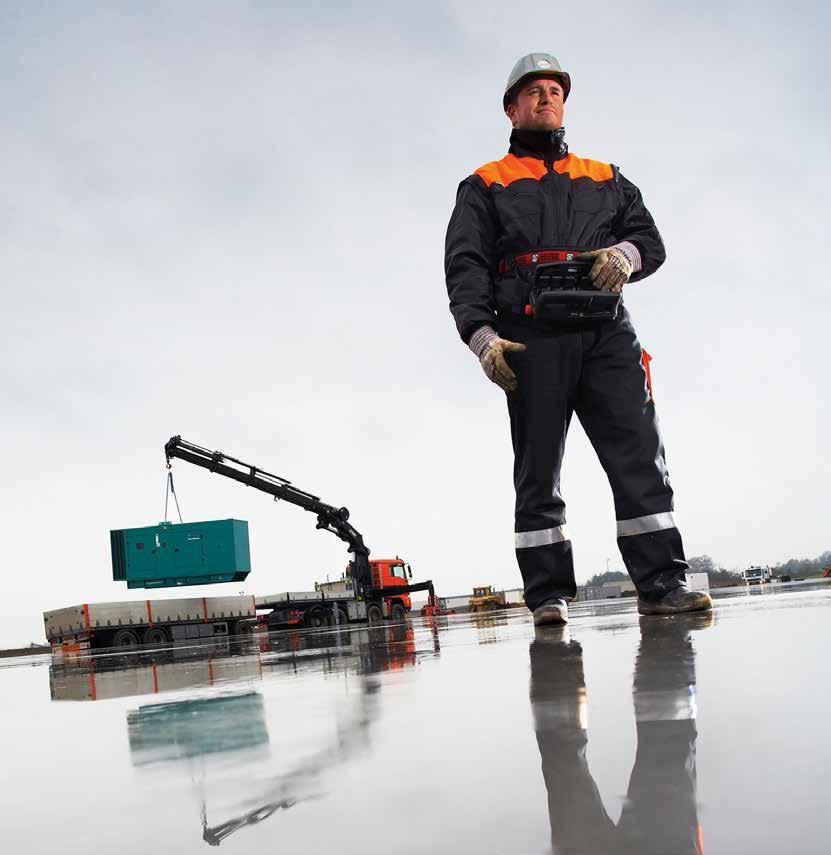 BUILT TO PERFORM Hiab è il fornitore leader a livello mondiale per le attrezzature di movimentazione dei carichi su strada. La soddisfazione del cliente è la nostra priorità principale.