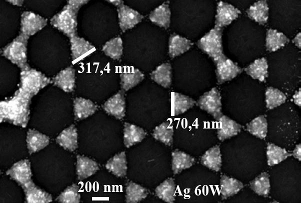 Nano-piramidi ordinate di Ag