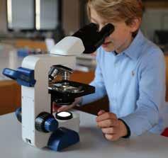 Microscopi Biologici - LA MICROSCOPIA Microscopi serie B-60 Un ampia gamma di microscopi dal design moderno, senza fili, ideale per studenti e scuole primarie.