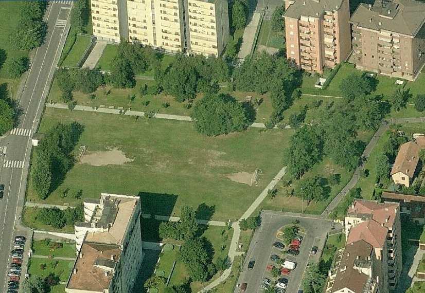 23 1 via Valentini-Guerrina vis 3 freq 2 1007 arredi panchine cestini sup pav.anti punto acqua 29 17 197 3 5 14 Parco coltivato in area residenziale.