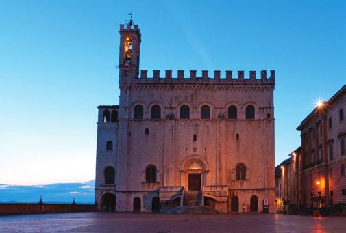 Se aprezzi i luoghi della spiritualità non puoi perdere Assisi, conosciuta per essere la città in cui nacquero, vissero e morirono san Francesco, patrono d Italia, e santa Chiara.