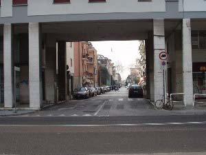 Scheda 3.6 Da Stazione SFMR di Gazzera a Parco Altobello attraverso Via Cavallotti, via Bembo via Bembo e via Genova: bidirezionale separato tipo via Dante per le biciclette lato sud.