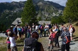 3 L open-day presso il Lago Paione Inferiore, sito di ricerca della Rete LTER Italy, nell ambito del Cammino Molte Rosa Lago Maggiore (Foto di Alfredo Pranzo). 4.