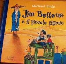 Il gigante apparente Tur Tur Nel libro di Michael Ende, Le avventure di Jim Bottone si trova