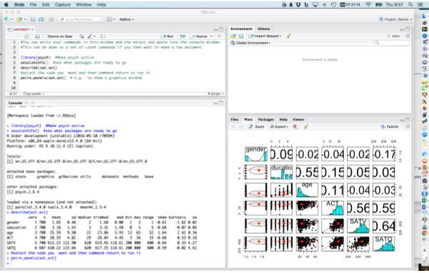 Fig.6. RStudio installato su un MAC. La finestra in alto a sinistra mostra il vostro file testo di comandi, la parte bassa sinistra è la console.
