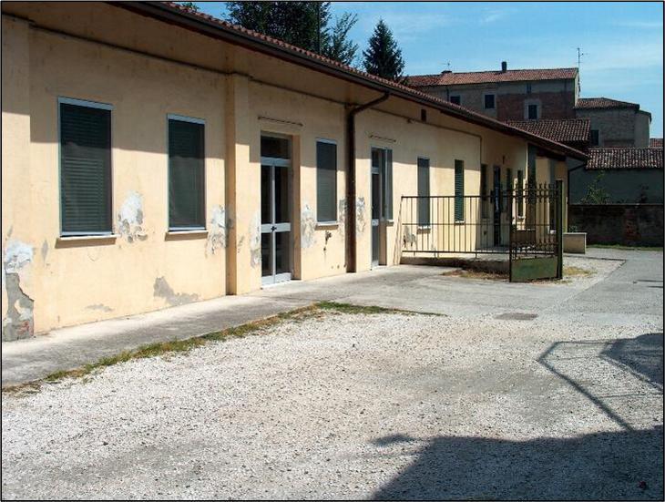 Sup. lotto m 2 6.300,00 Presenza edifici SI LOCALE MENSA ED AMBULATORIO Sup. coperta m 2 210,00 N piani fuori terra 1 Indirizzo: Via Giacomo Matteotti snc Sup. scoperta m 2 SLP m 2 210,00 Rif.