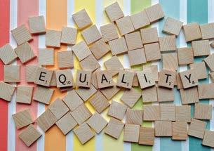 UGUAGLIANZA DI GENERE Goal 5 - Uguaglianza di genere L Obiettivo 5 si propone di favorire il raggiungimento dell uguaglianza di genere.