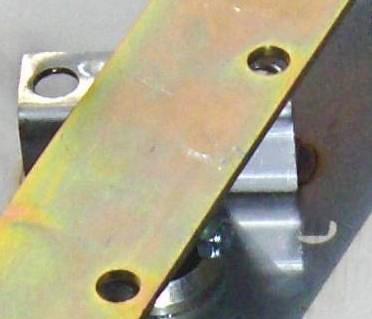 Standard Accessories Accessori di Serie Padlock holder (padlock excluded) Blocco a lucchetto(lucchetto escluso) Mechanical operation counter Contamanovre
