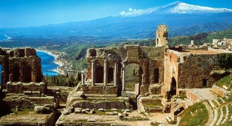 VENERDI 23 AGOSTO 2019 PISA / CATANIA / TAORMINA / LIPARI Partenza da Pisa con volo Ryanair delle ore 07.05 con arrivo a Catania alle ore 08.