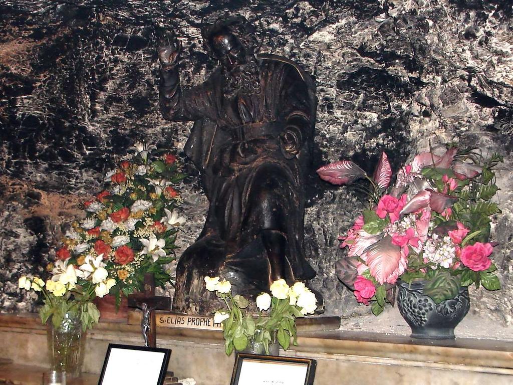 La Grotta di Elia presso il monastero cattolico
