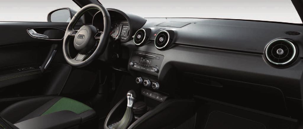 68 Inconfondibile come voi: Audi design selection. Audi design selection vi offre un ampia possibilità di scelta di materiali e colori assolutamente esclusivi per gli interni della vostra vettura.
