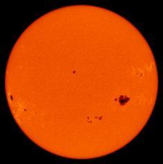 omogeneità tra mondo sublunare e mondo celeste; Le macchie solari: Galileo scoprì che il Sole presentava sulla sua