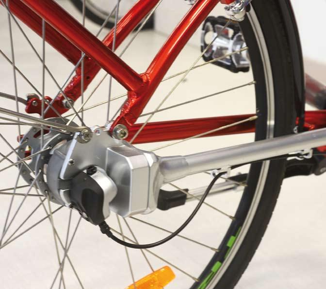 Catalogo generale mobilità elettrica 2015/2016 Introduzione Chi siamo La nostra mission E-Bike che passione! 2 3 3 e-bike Made 2.0 FUTURA 2.0 TRILOGIA 2.