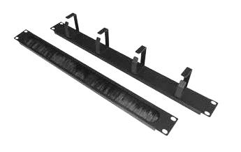 PANNELLI E GESTIONE CAVI RACK PANNELLO DI GESTIONE CAVI 4 set di viti inclusi (viti + dadi a gabbia) colore RAL 9005 (nero) PANNELLO DI GESTIONE CAVI CON COPERCHIO 4 set di viti inclusi (viti + dadi