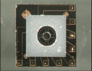 Dimensioni finali Chip A (Sensor Chip): 1,5 x 1,5 mm Chip B (Carrier Chip):