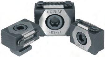 K0040 Morsetto a V superfici di fissaggio zigrinate E C Corpo base e segmenti di bloccaggio in acciaio per utensili. Corpo base temprato.