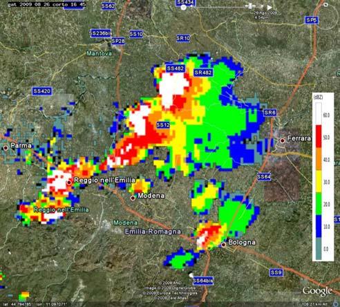 16:34 UTC (in alto) e alle 16:49 UTC