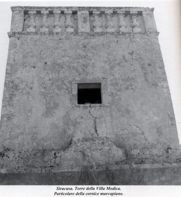 cornice marcapiano ALESSANDRO BOVO LE TORRI DI SIRACUSA E LA DIFESA DELLA CITTÀ SCHEDA - II TORRE DELLA