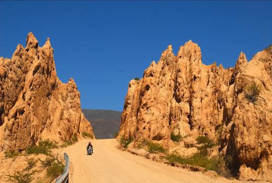 7-9 giorno / Salta Quebrada de Humahuaca Salta Dopo aver pernottato nuovamente a Salta, ora dedichiamo 3 giorni