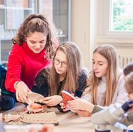 L ESPERIENZA CANOSSIANA L Educativo Canossiano trova ispirazione nel vissuto della Fondatrice, S.