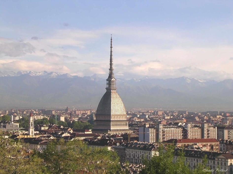Torino Milano Totale strade 2.235 Intitolate a uomini 1.