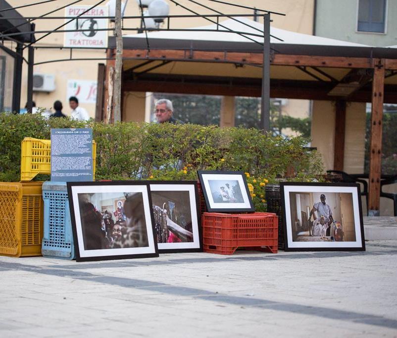 LABORATORIO DI FOTOGRAFIA FotograficaMente L arte della fotografia sarà messa a servizio dei ragazzi per analizzare il tema dell intercultura.