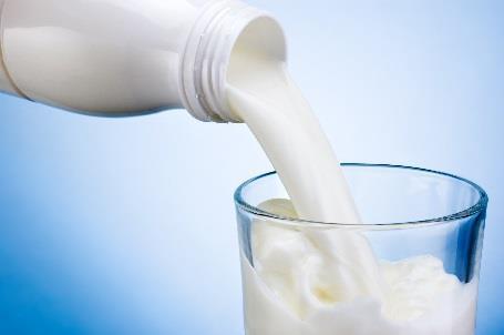 Dipartimento federale dell'economia, della formazione e della ricerca DEFR Ufficio federale dell agricoltura UFAG Settore Osservazione del mercato Rapporto sul mercato del latte Giugno 2016 Vendita