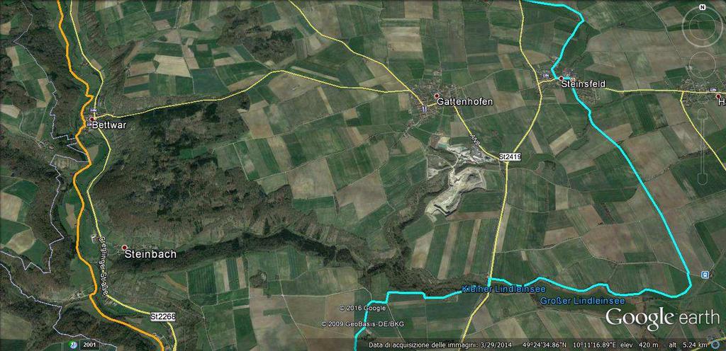 2,8km, quasi in rettilineo, e arriviamo al Grosser Lindleinsee, il bacino d acqua tributario del Tauber, il fiume di