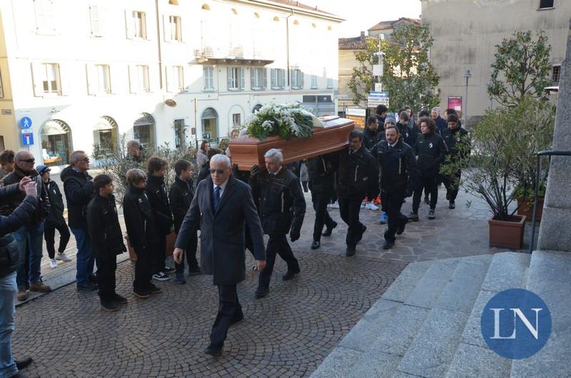 investito sui sogni dei giovani 1 La chiesa si è vestita di bianconero per dire addio allo storico presidente Gianpaolo Redaelli Hai contribuito a creare una comunità che crede nei giovani e hai